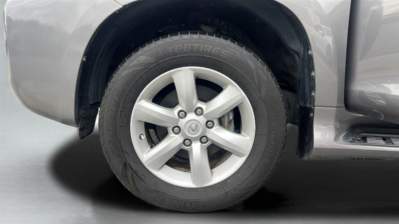 Lexus GX 460 4WD 4dr 2011