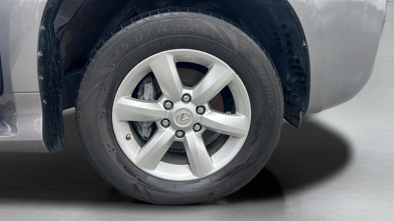 Lexus GX 460 4WD 4dr 2011