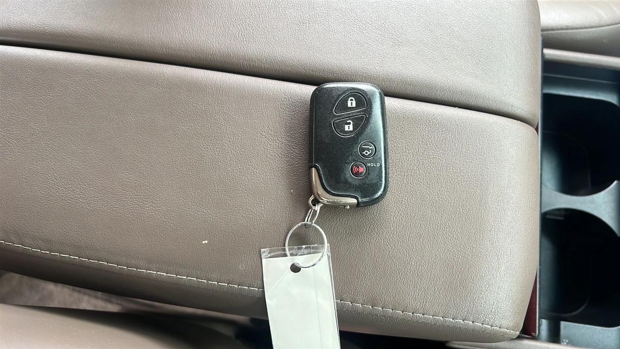 Lexus GX 460 4WD 4dr 2011