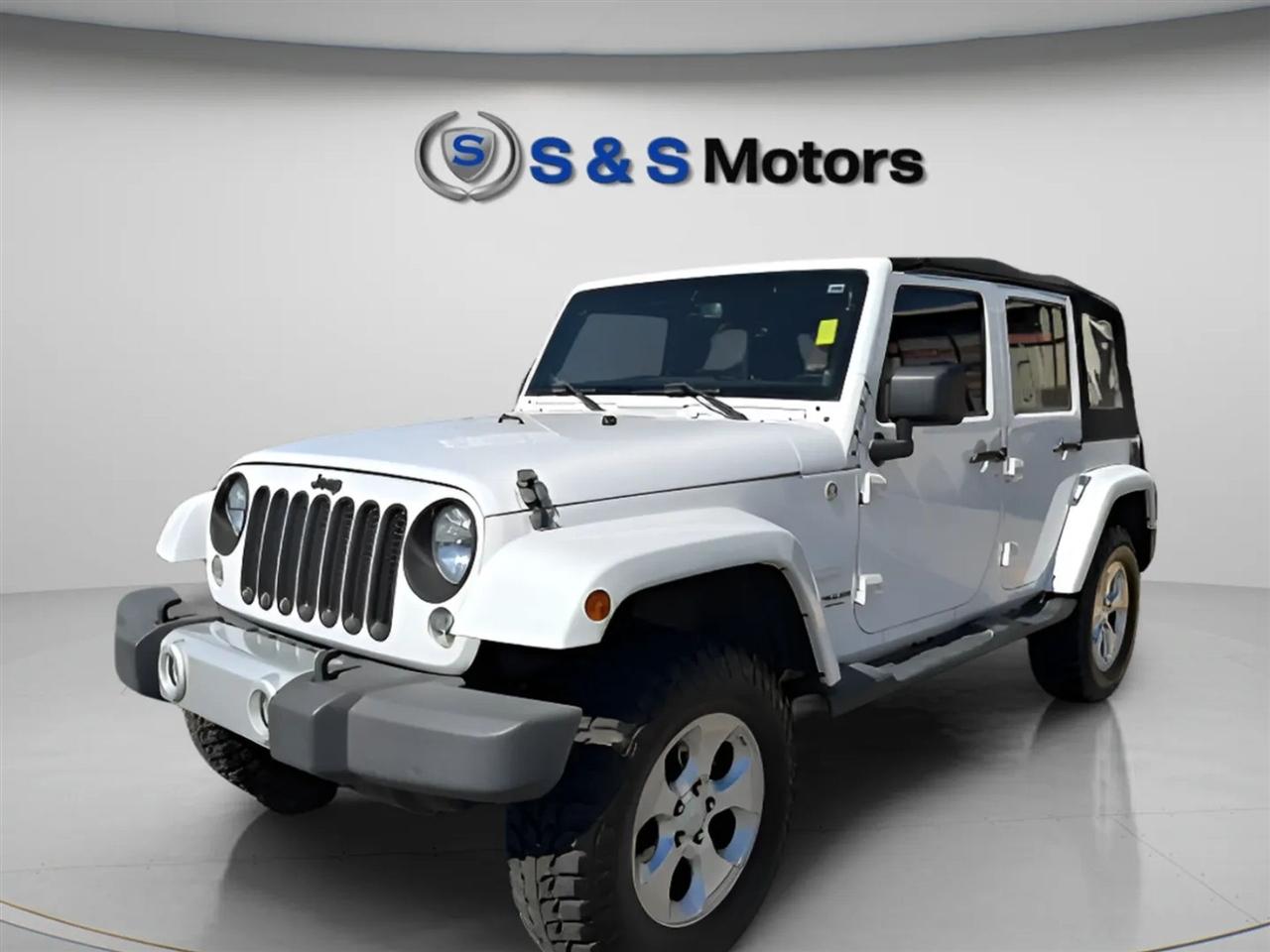 Jeep Wrangler Unlimited 4WD 4dr Sahara 2014