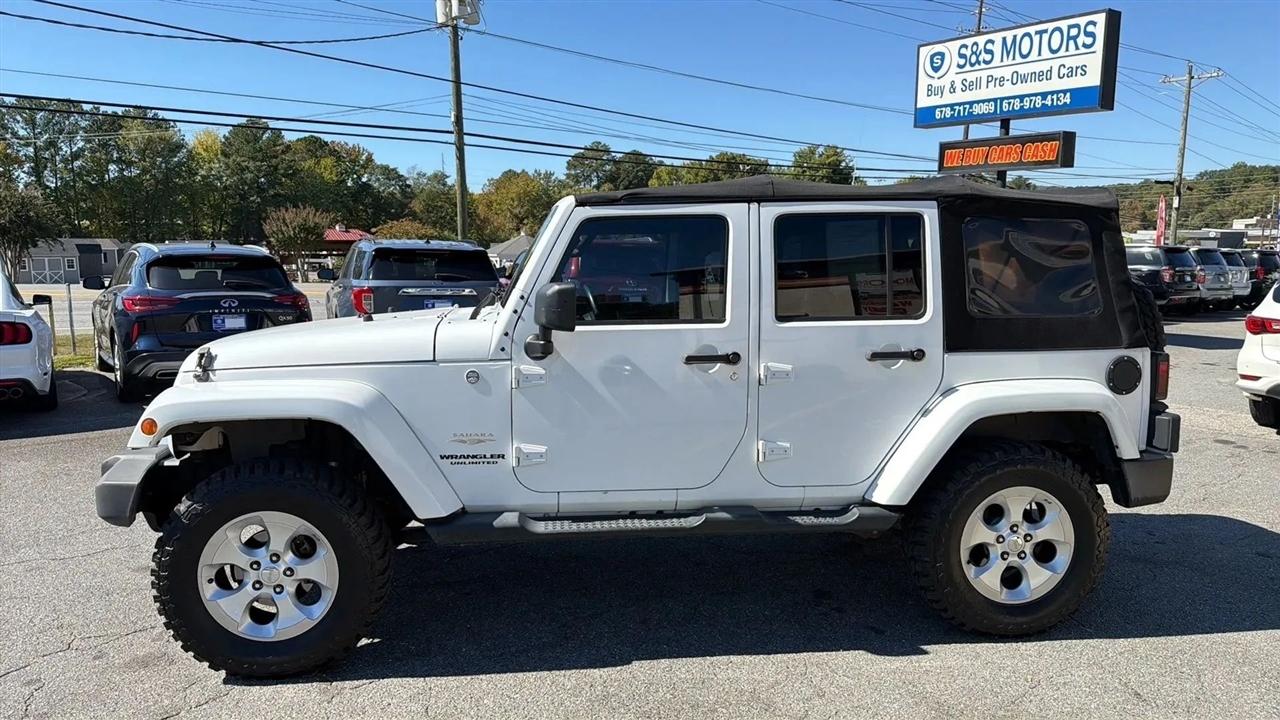 Jeep Wrangler Unlimited 4WD 4dr Sahara 2014
