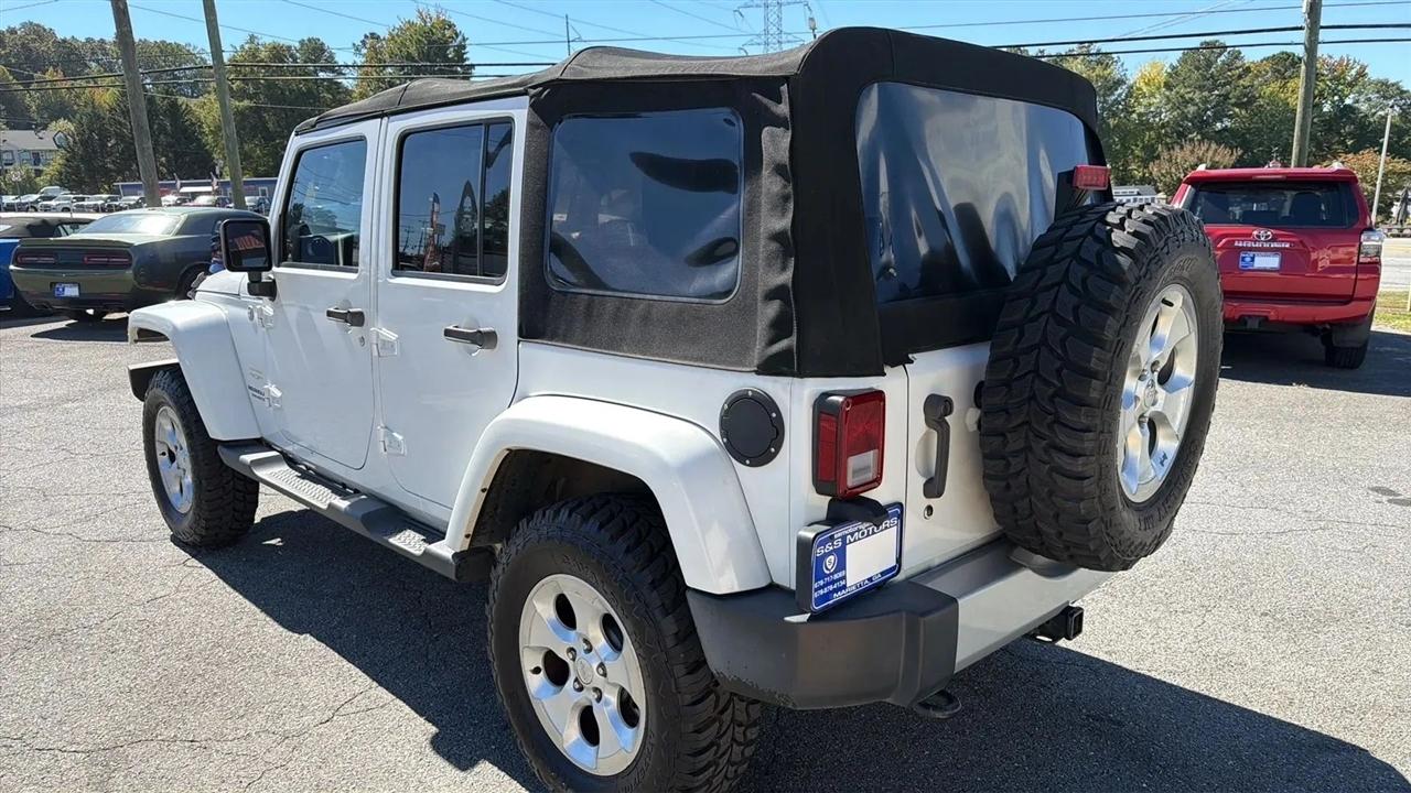 Jeep Wrangler Unlimited 4WD 4dr Sahara 2014