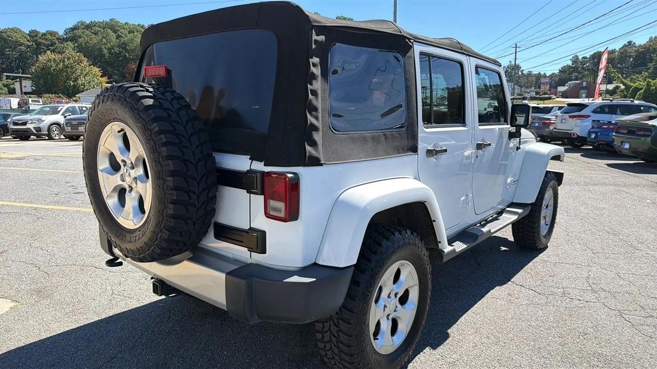 Jeep Wrangler Unlimited 4WD 4dr Sahara 2014