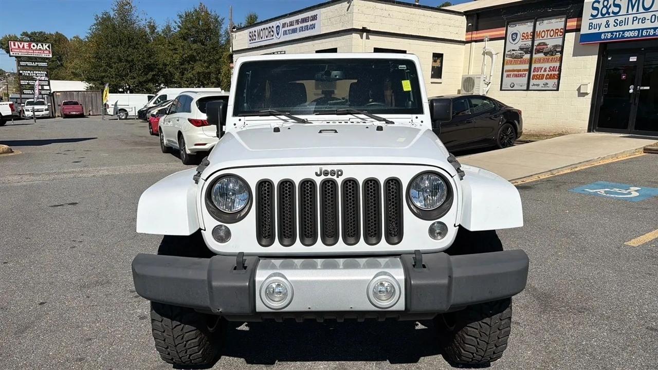 Jeep Wrangler Unlimited 4WD 4dr Sahara 2014
