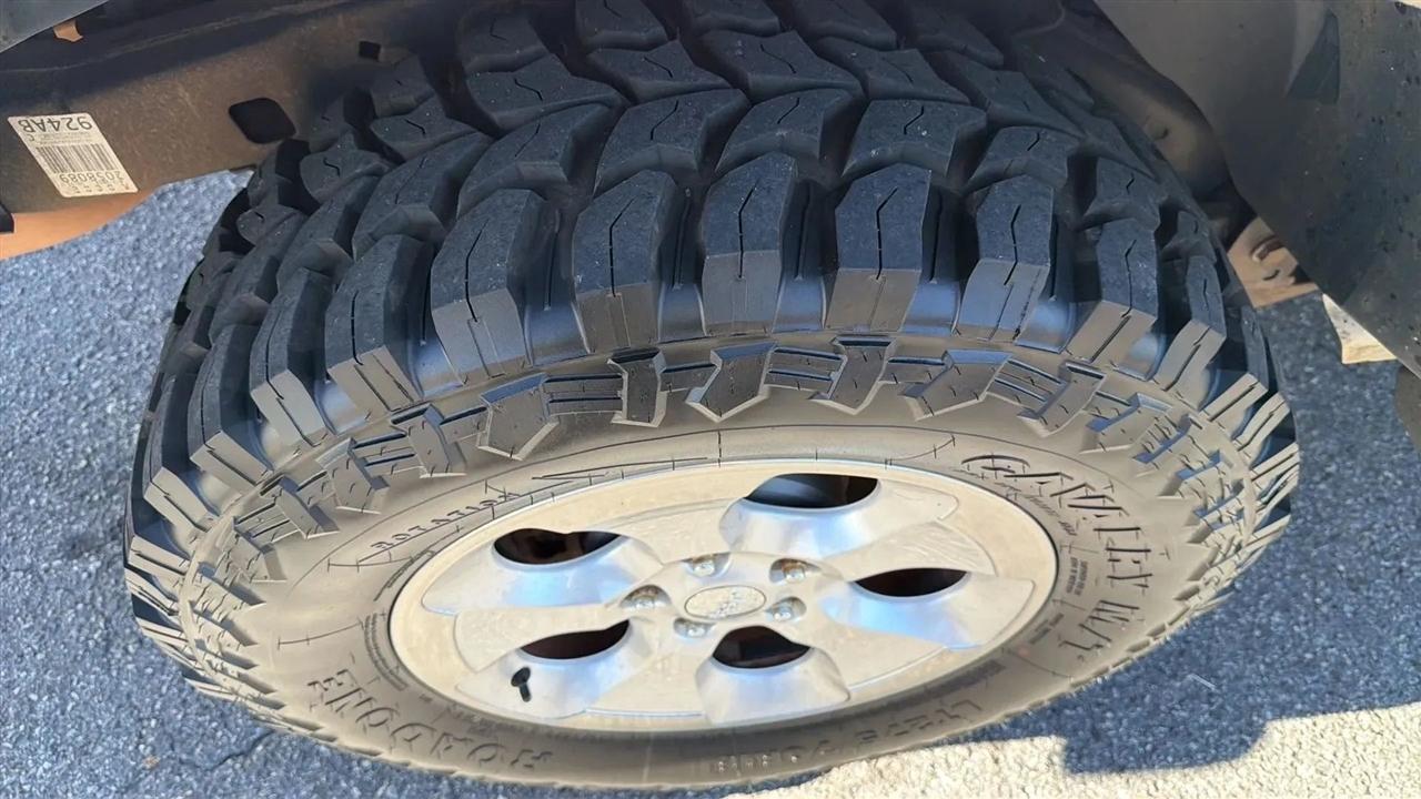 Jeep Wrangler Unlimited 4WD 4dr Sahara 2014