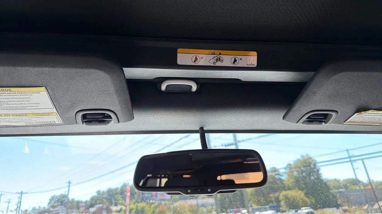 Jeep Wrangler Unlimited 4WD 4dr Sahara 2014