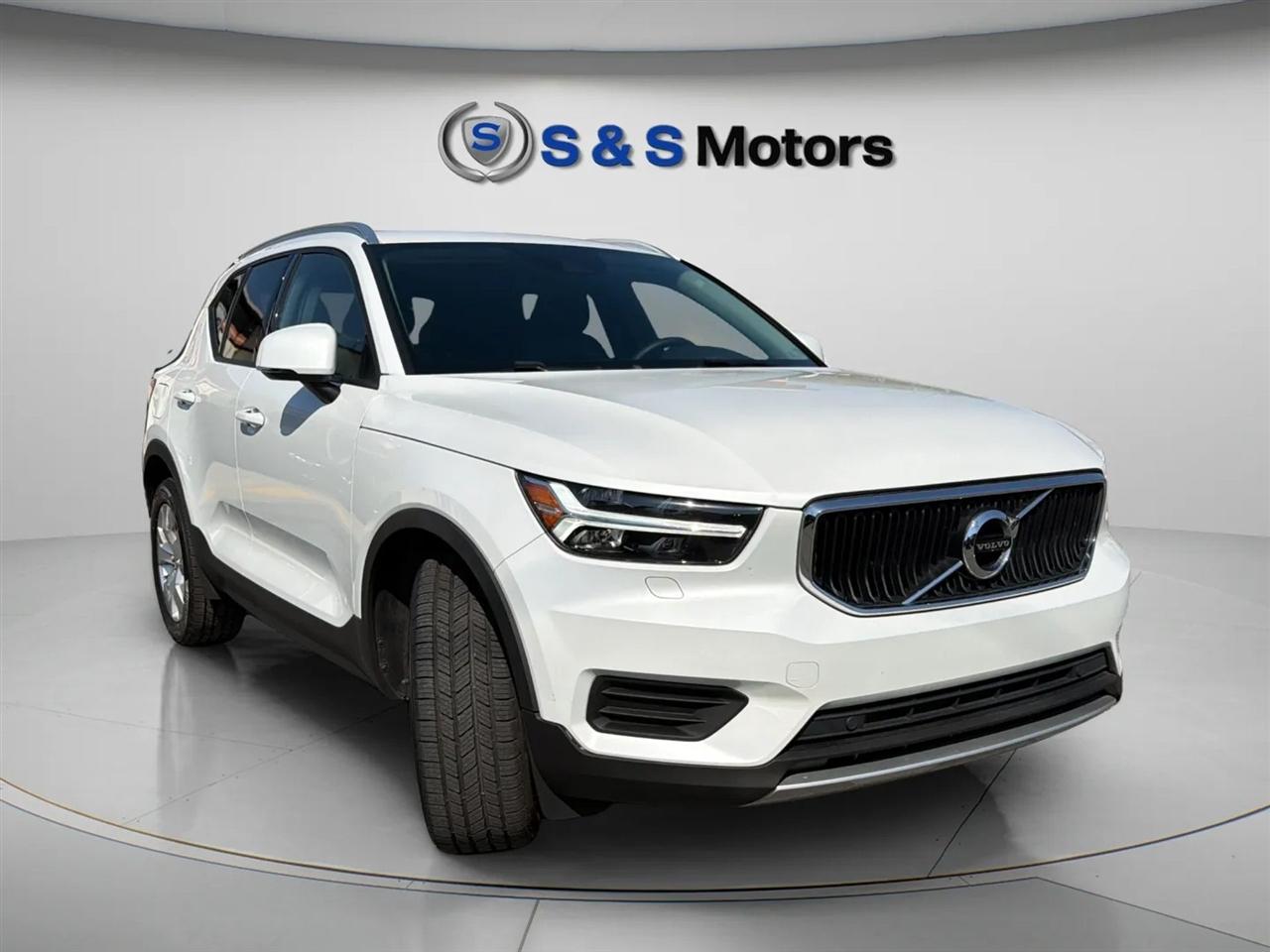 Volvo XC40 T5 AWD Momentum 2022