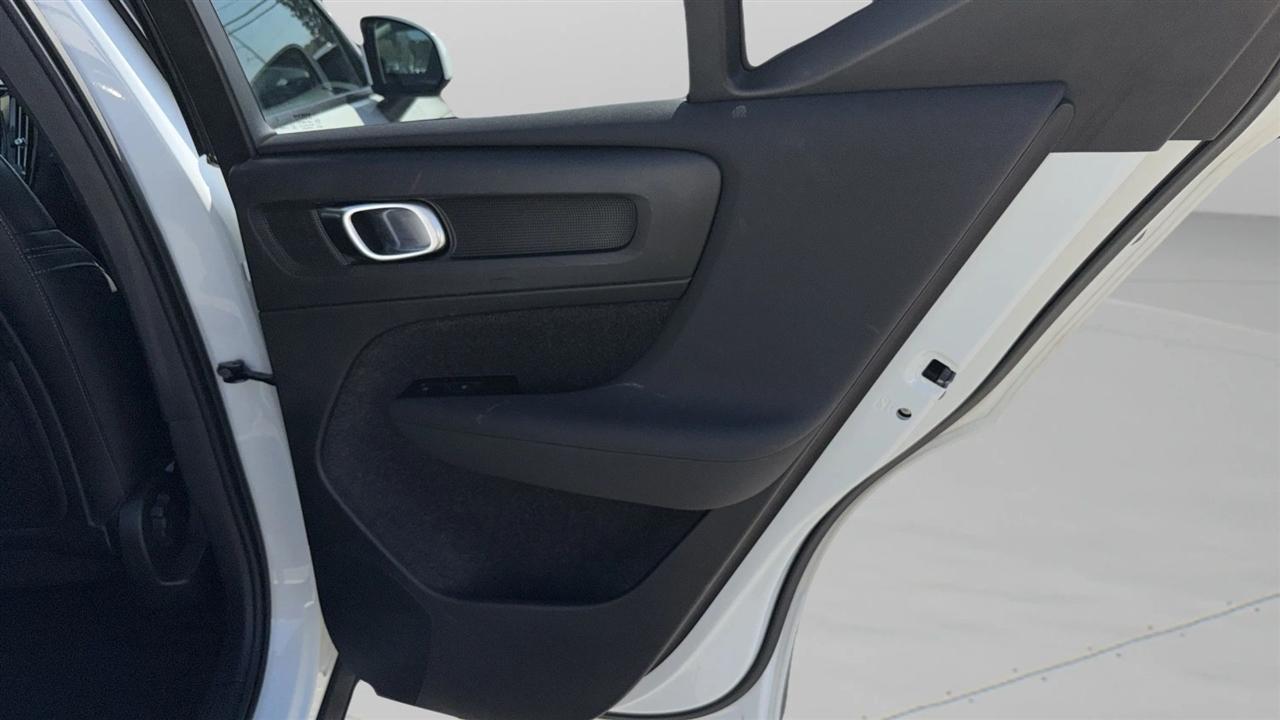 Volvo XC40 T5 AWD Momentum 2022