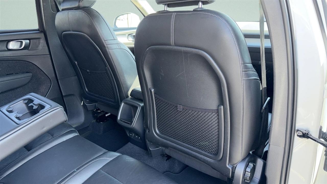 Volvo XC40 T5 AWD Momentum 2022