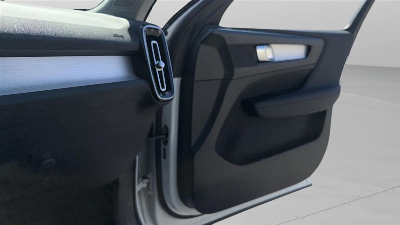 Volvo XC40 T5 AWD Momentum 2022