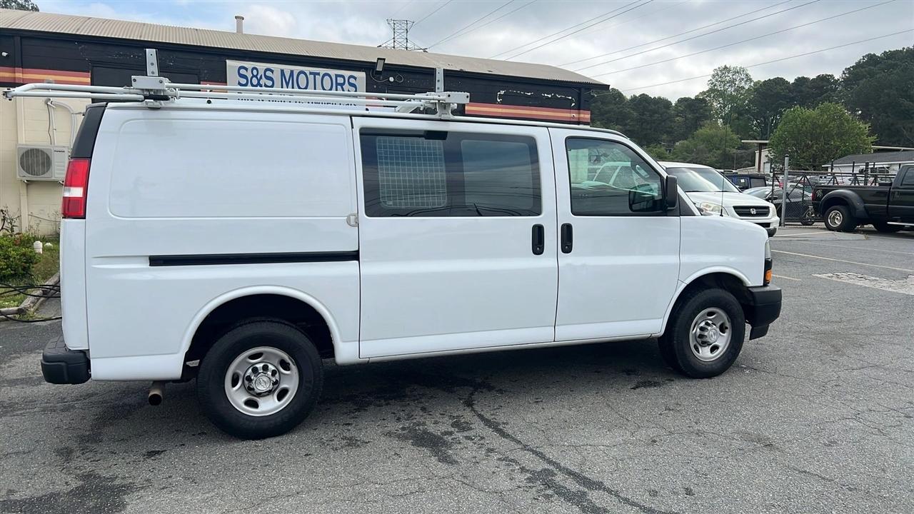 Chevrolet Express Cargo Van RWD 2500 135" 2019