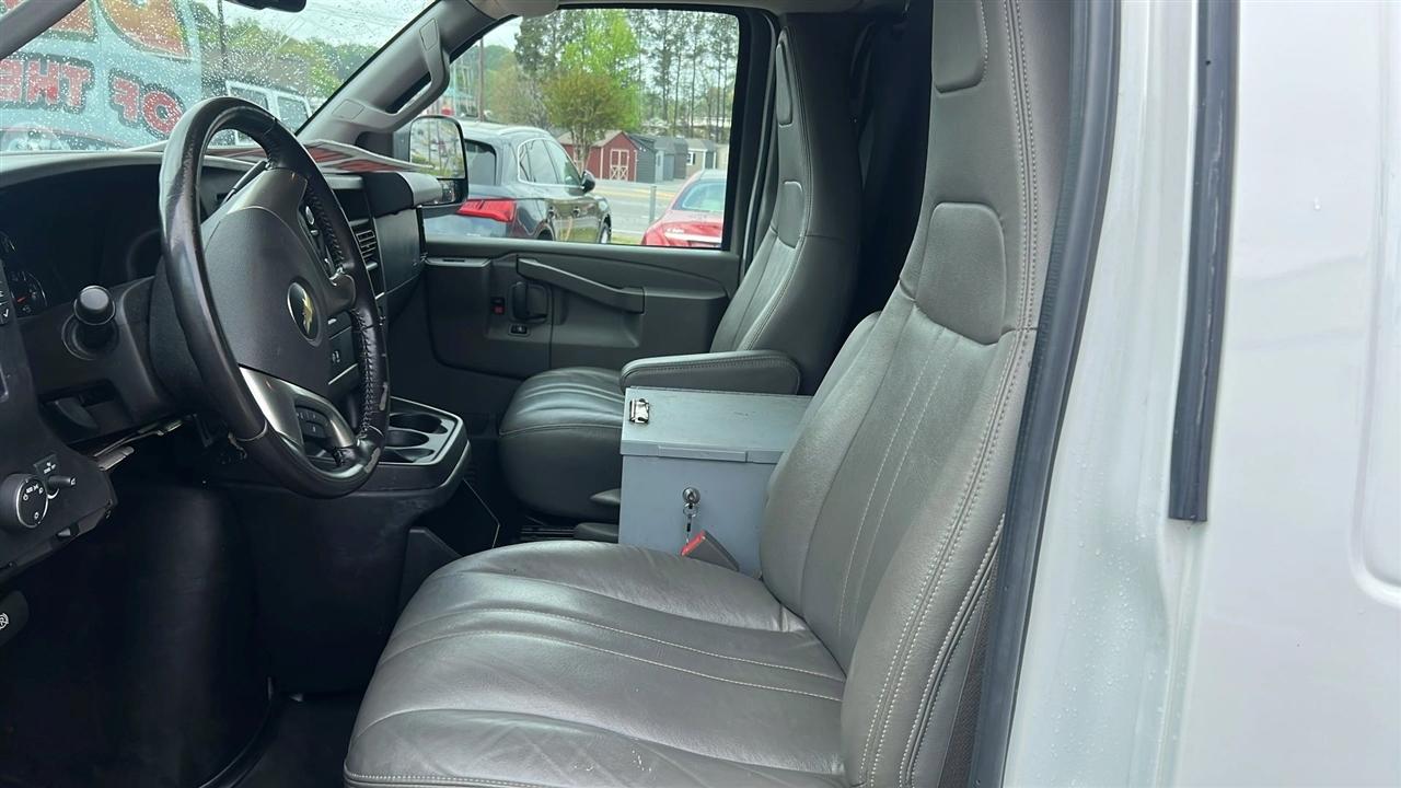 Chevrolet Express Cargo Van RWD 2500 135" 2019