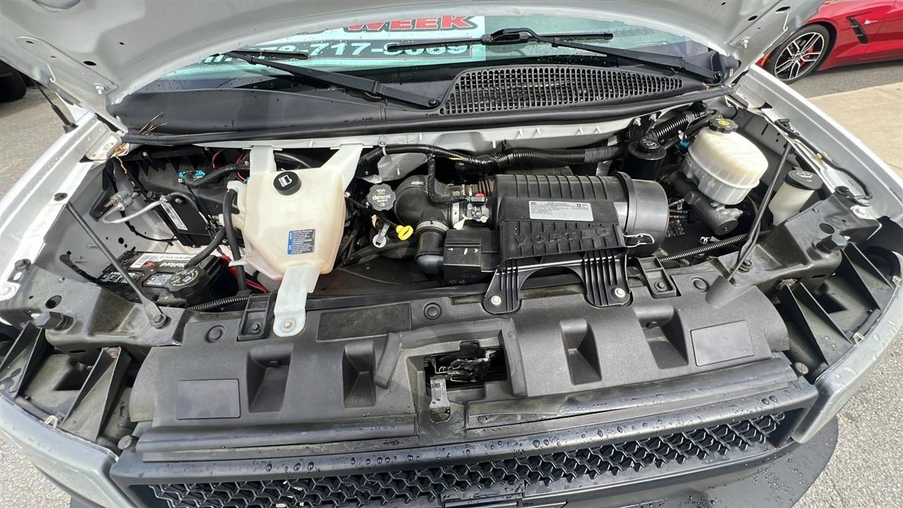 Chevrolet Express Cargo Van RWD 2500 135" 2019