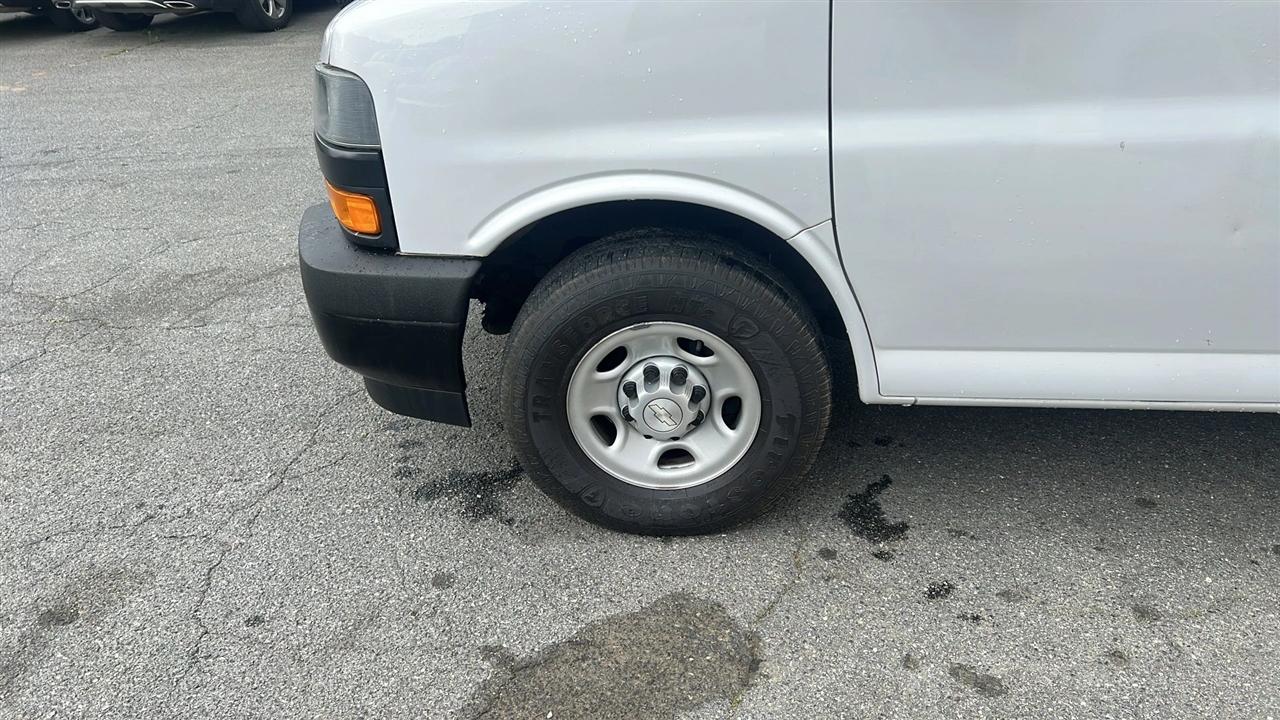 Chevrolet Express Cargo Van RWD 2500 135" 2019