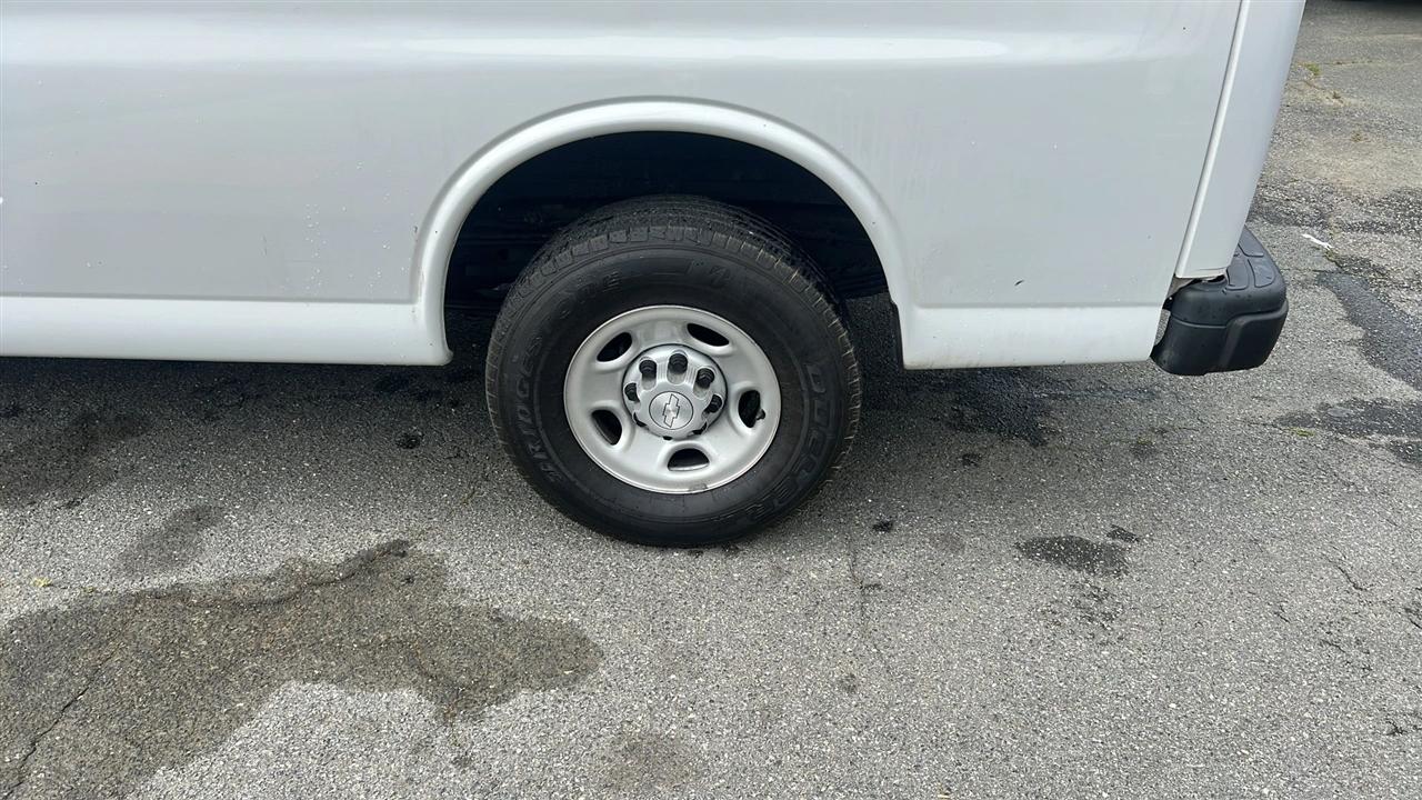 Chevrolet Express Cargo Van RWD 2500 135" 2019