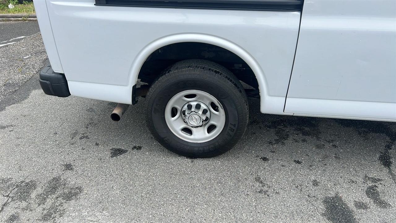 Chevrolet Express Cargo Van RWD 2500 135" 2019