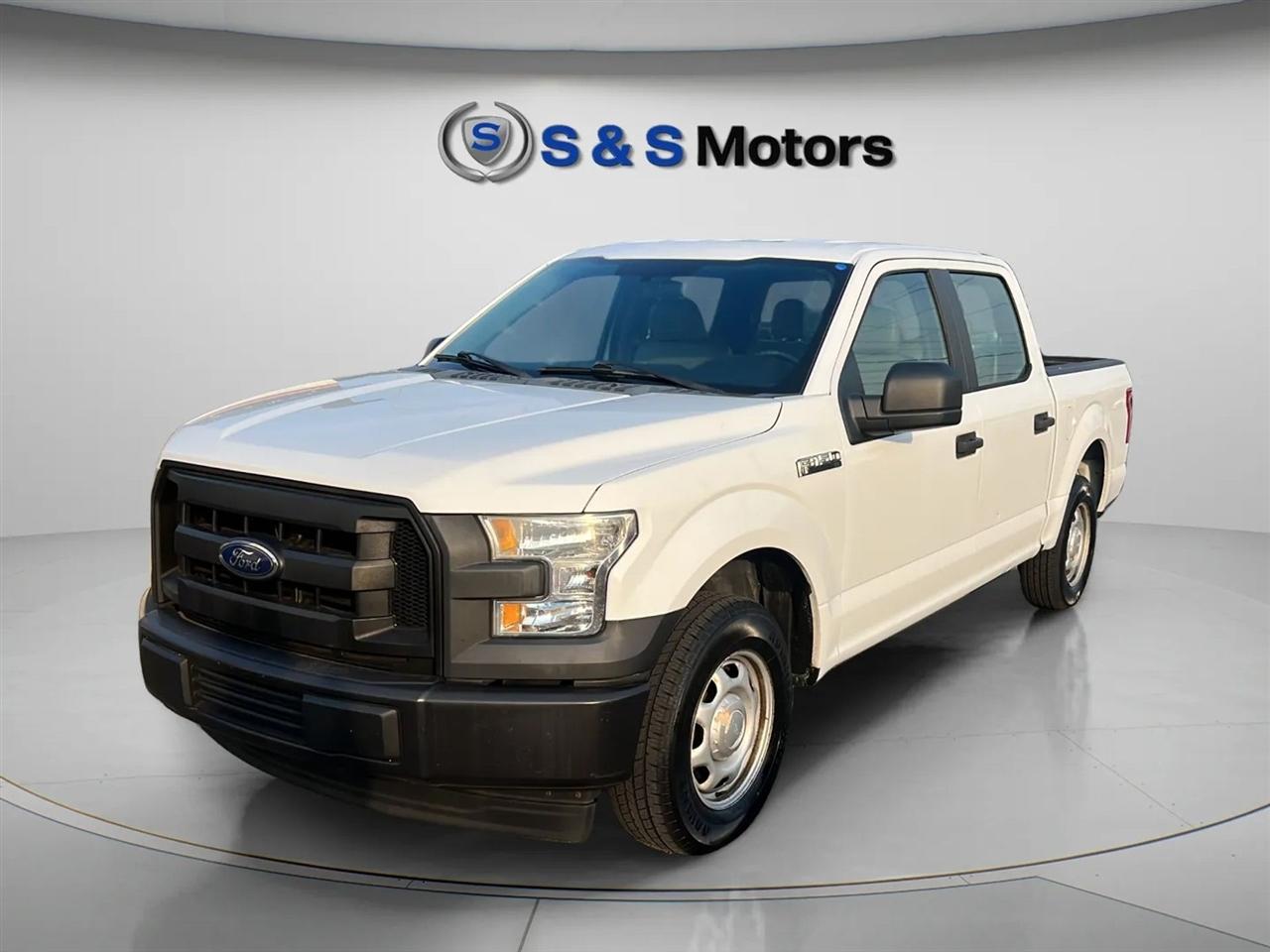 Ford F-150 XLT 2WD SuperCrew 5.5' Box 2017