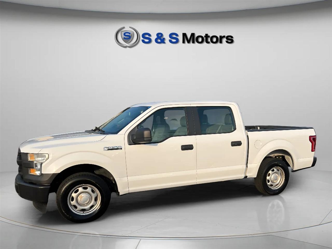Ford F-150 XLT 2WD SuperCrew 5.5' Box 2017