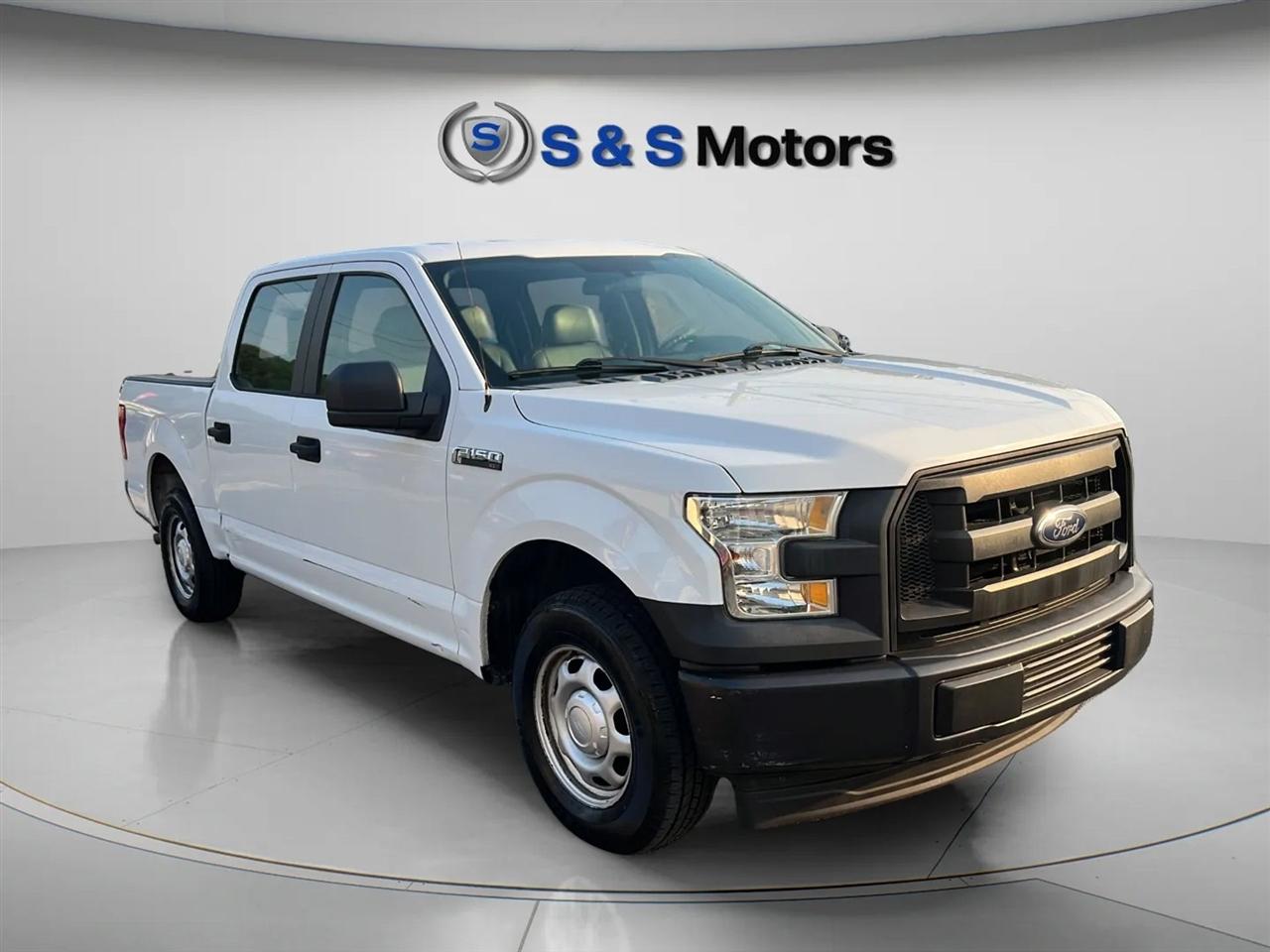 Ford F-150 XLT 2WD SuperCrew 5.5' Box 2017