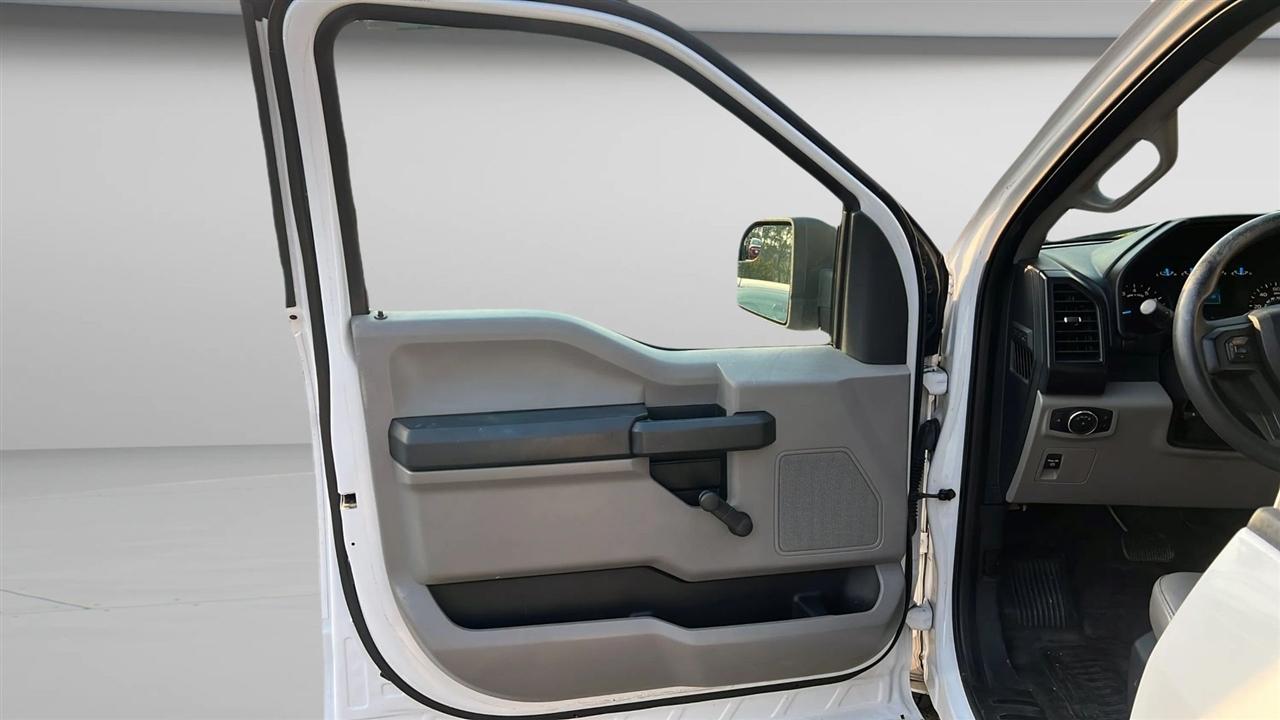 Ford F-150 XLT 2WD SuperCrew 5.5' Box 2017