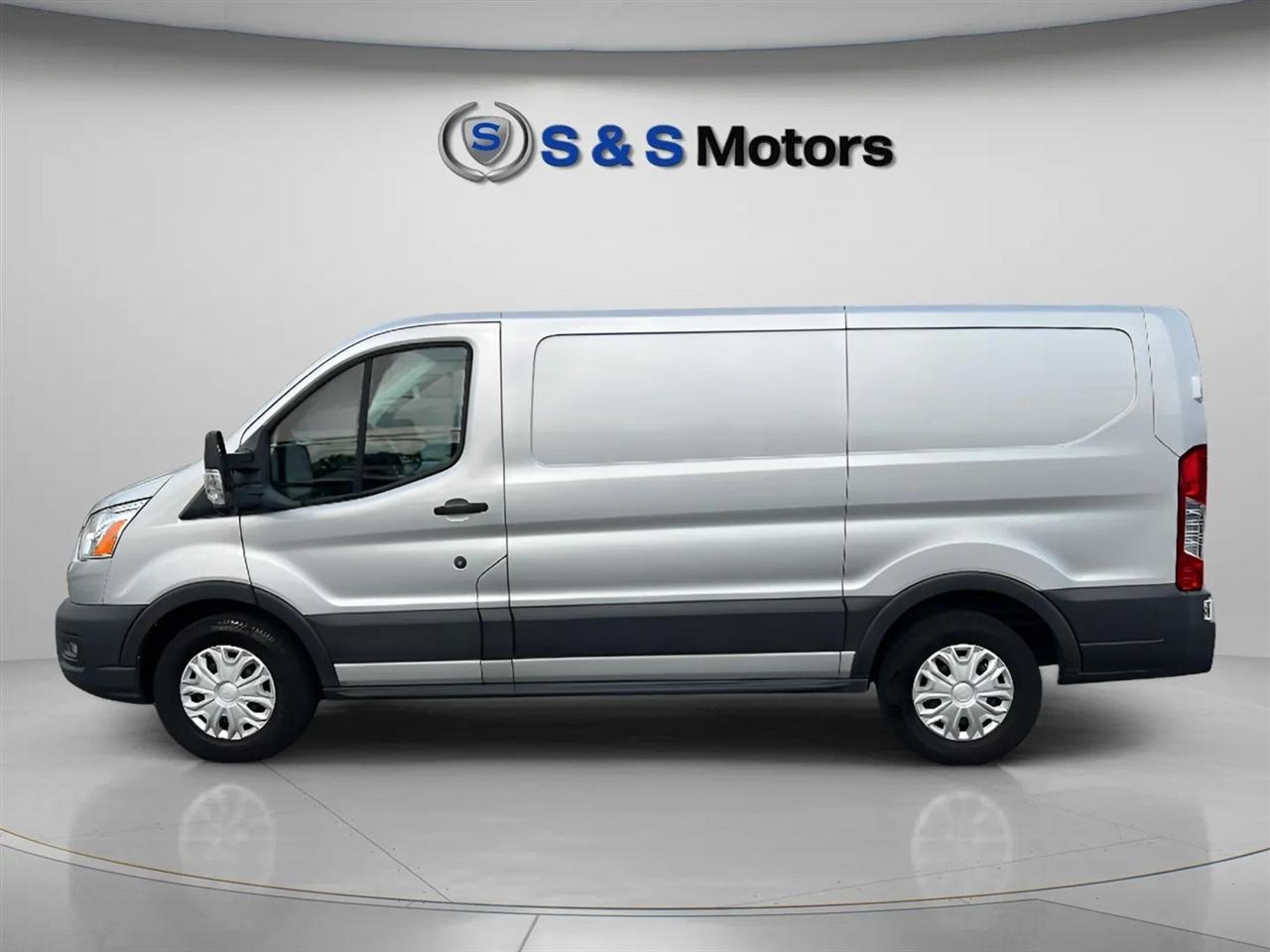Ford Transit Cargo Van T-150 130" Low Rf 8670 GVWR RWD 2020
