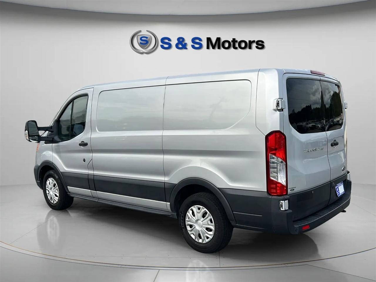 Ford Transit Cargo Van T-150 130" Low Rf 8670 GVWR RWD 2020