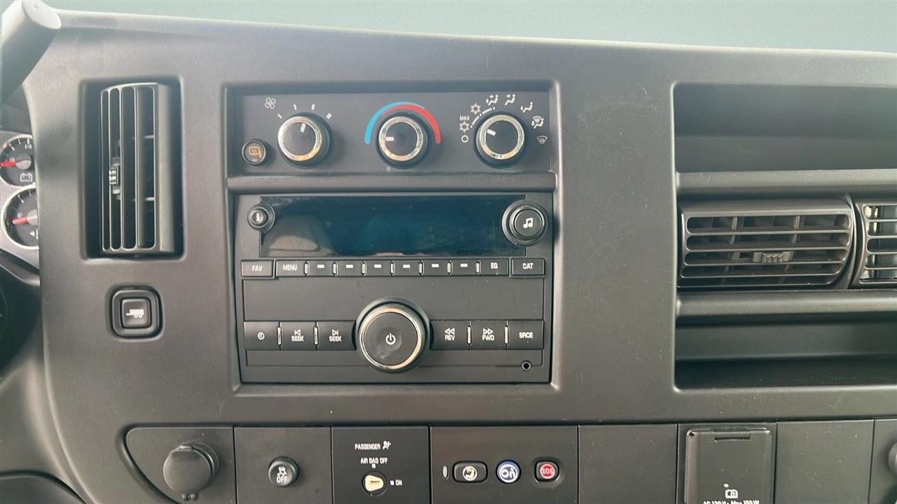 Chevrolet Express Cargo Van RWD 2500 135" 2018