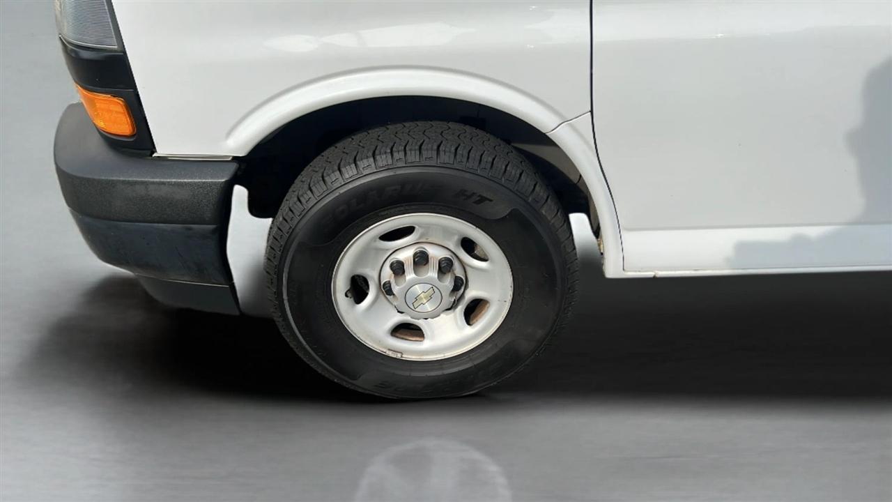 Chevrolet Express Cargo Van RWD 2500 135" 2018