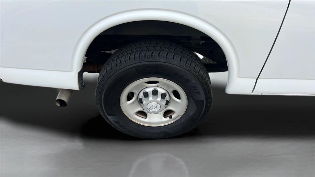 Chevrolet Express Cargo Van RWD 2500 135" 2018