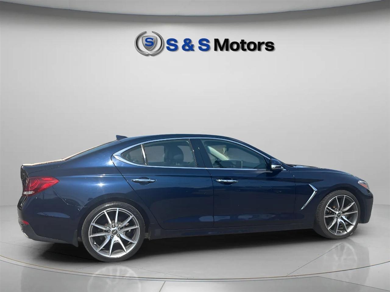 Genesis G70 2.0T Advanced RWD 2019