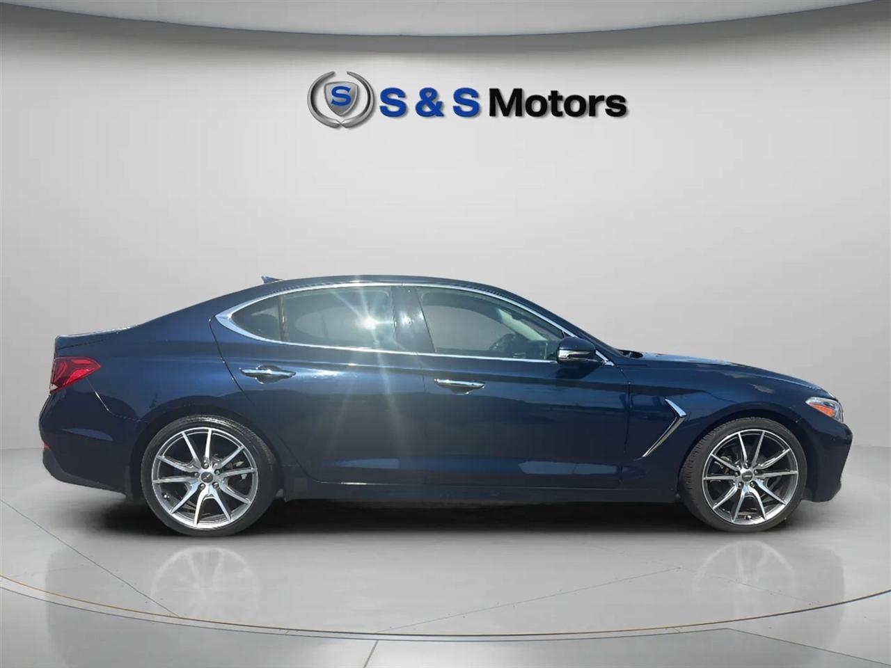 Genesis G70 2.0T Advanced RWD 2019