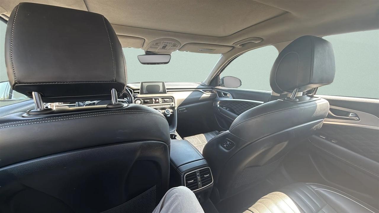 Genesis G70 2.0T Advanced RWD 2019