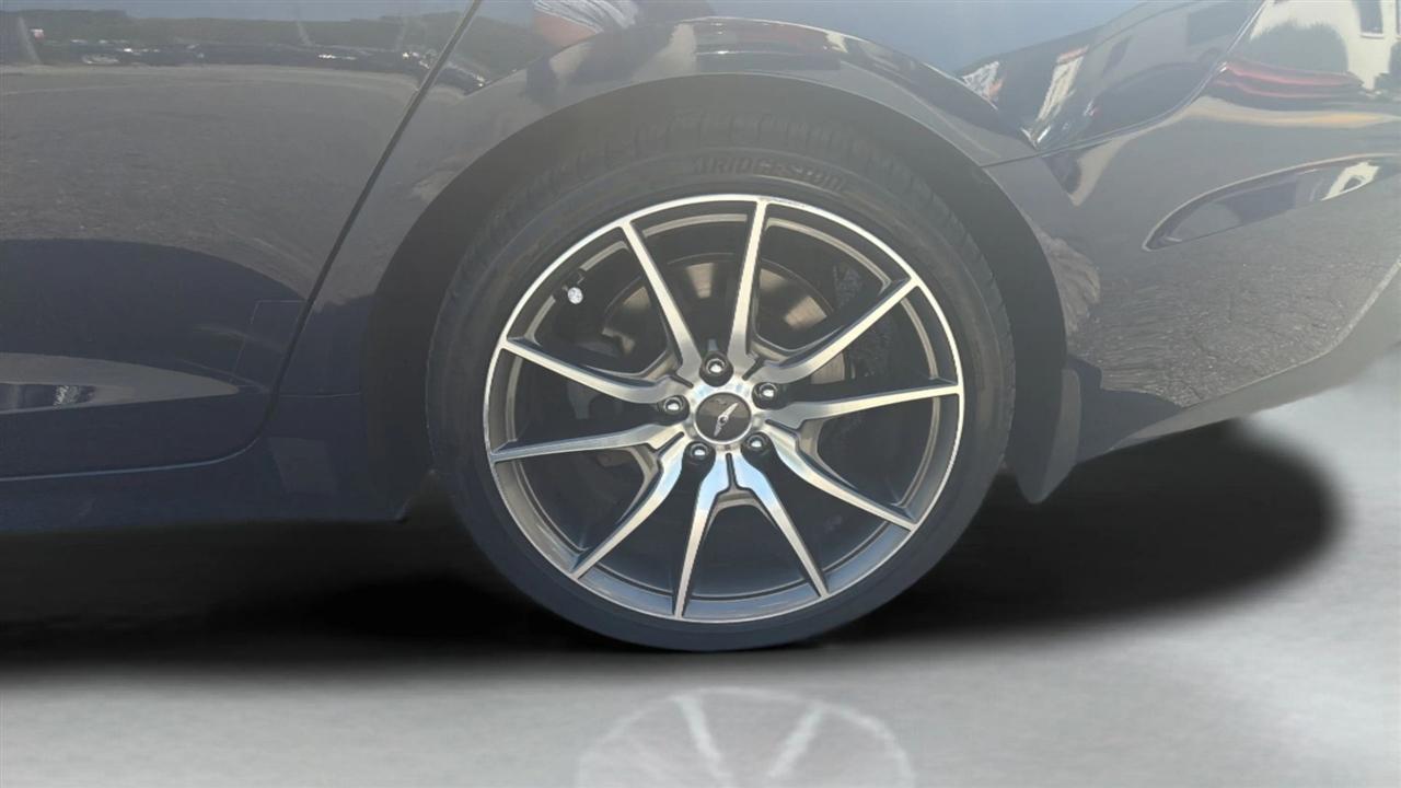 Genesis G70 2.0T Advanced RWD 2019