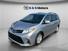 2019 Toyota Sienna 