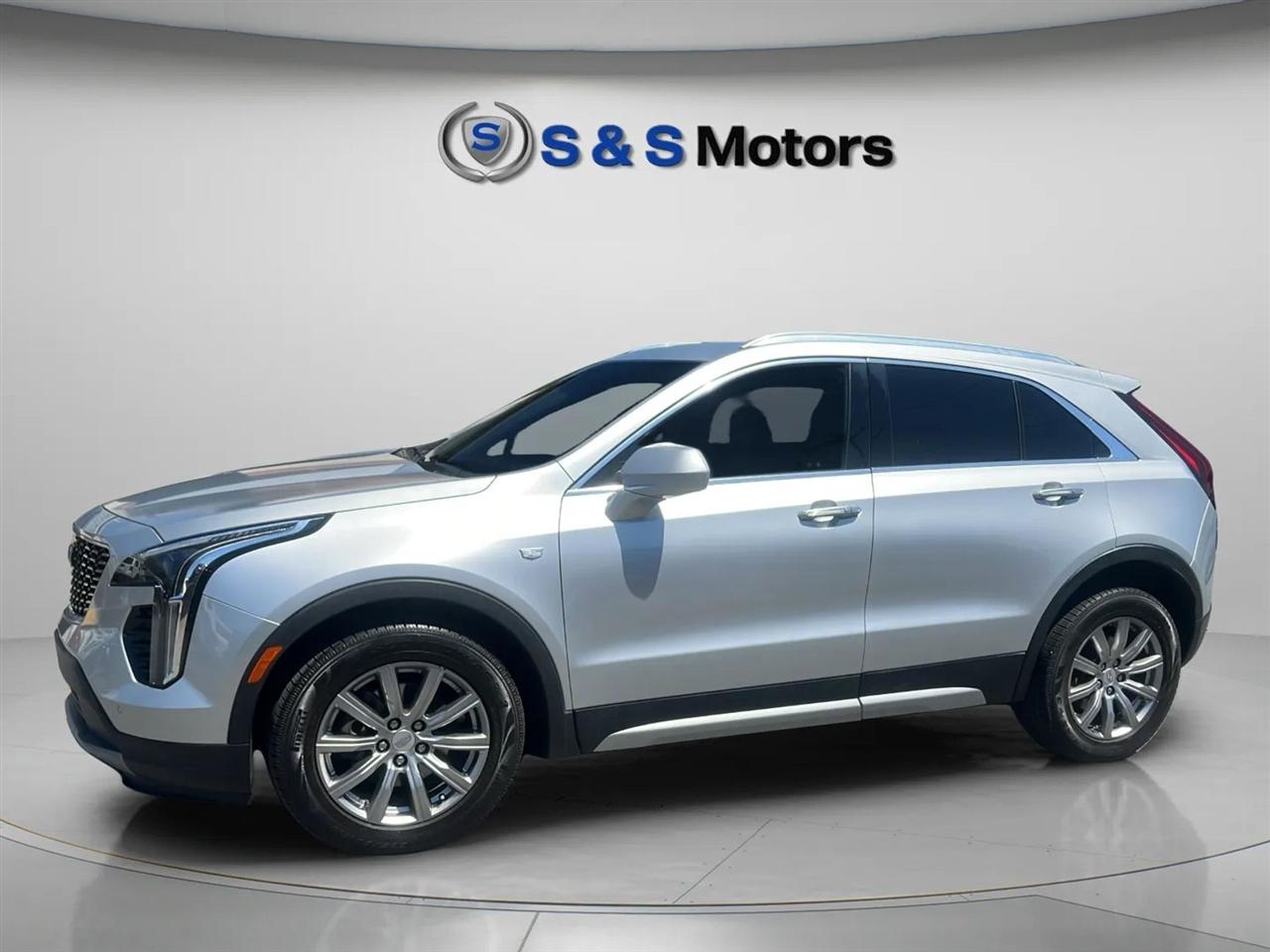Cadillac XT4 FWD 4dr Premium Luxury 2020