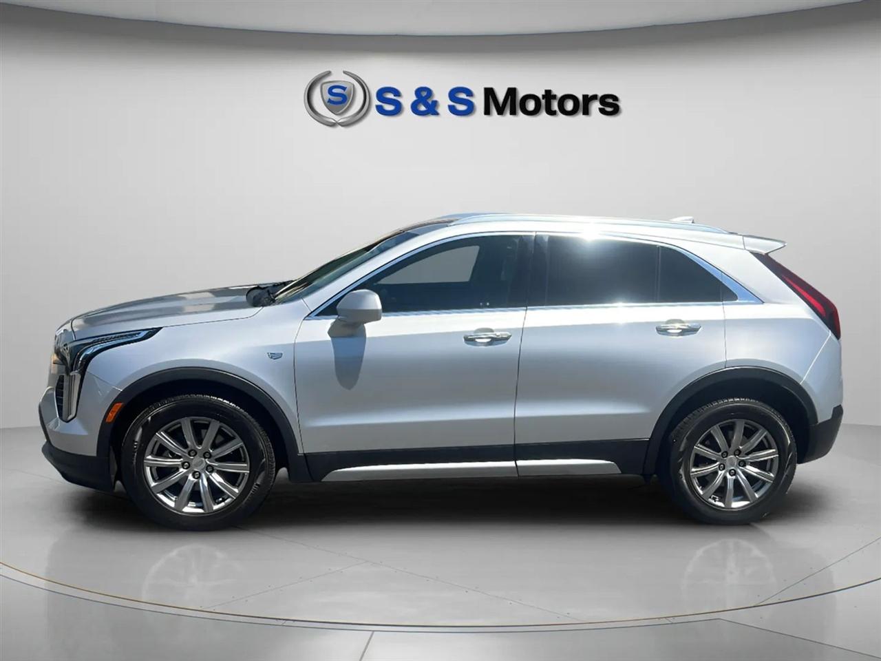 Cadillac XT4 FWD 4dr Premium Luxury 2020
