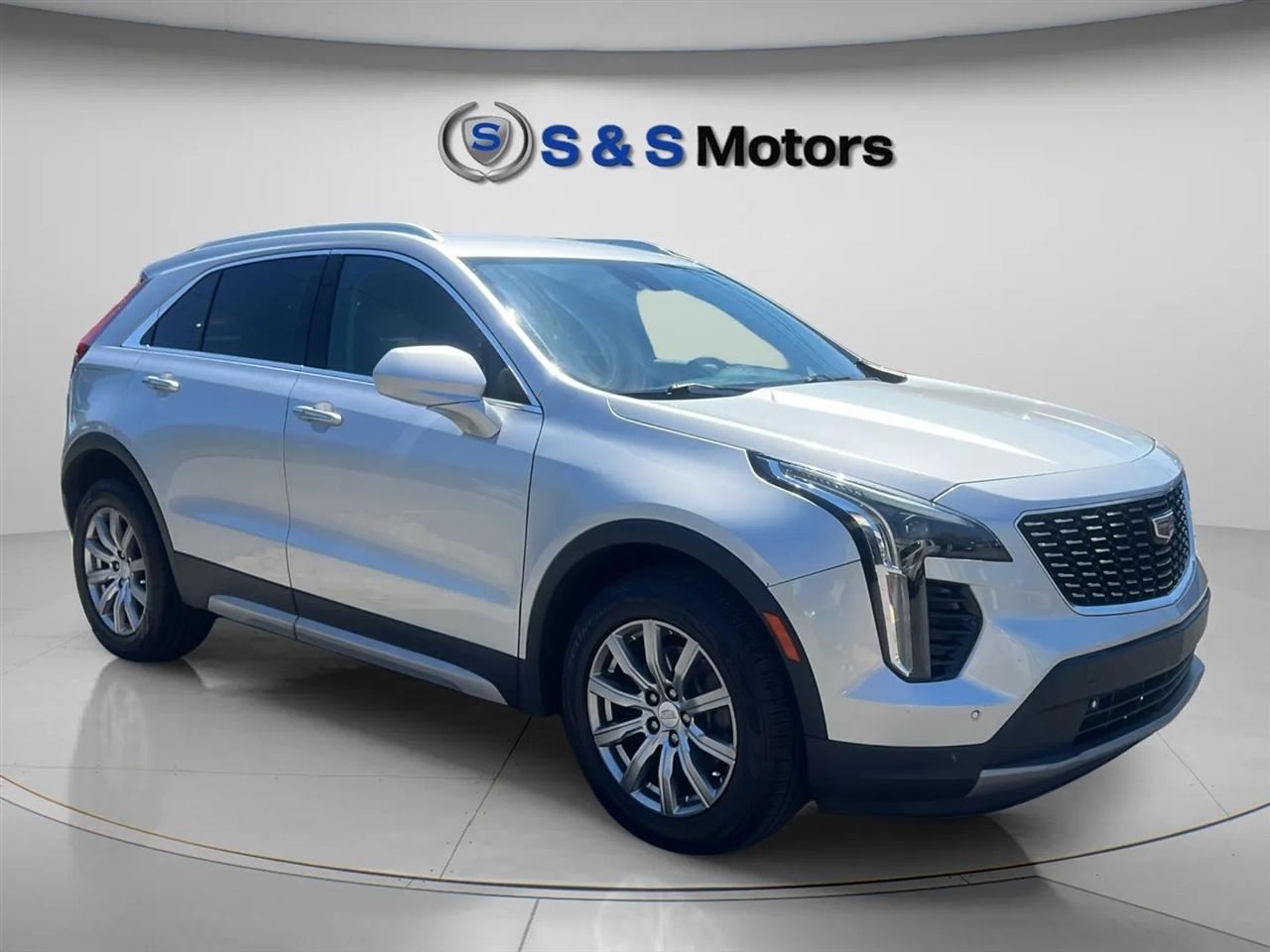 Cadillac XT4 FWD 4dr Premium Luxury 2020