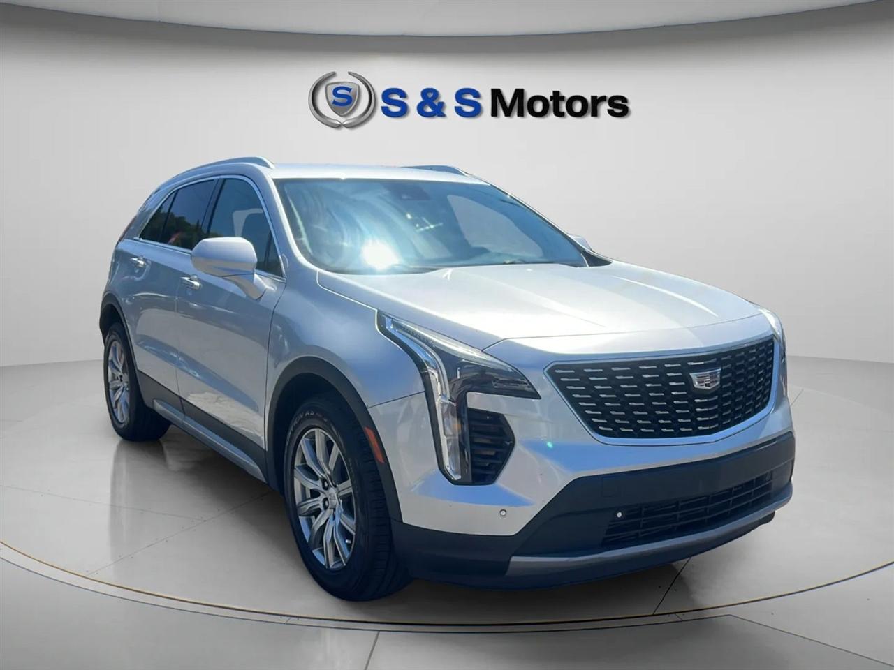 Cadillac XT4 FWD 4dr Premium Luxury 2020
