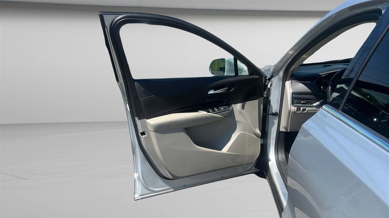 Cadillac XT4 FWD 4dr Premium Luxury 2020