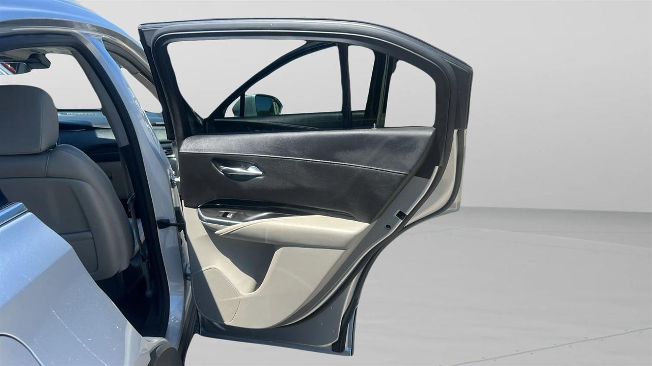 Cadillac XT4 FWD 4dr Premium Luxury 2020