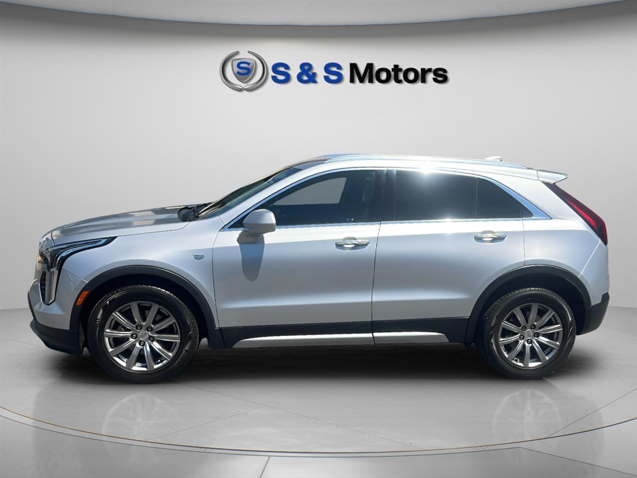 Cadillac XT4 FWD 4dr Premium Luxury 2020