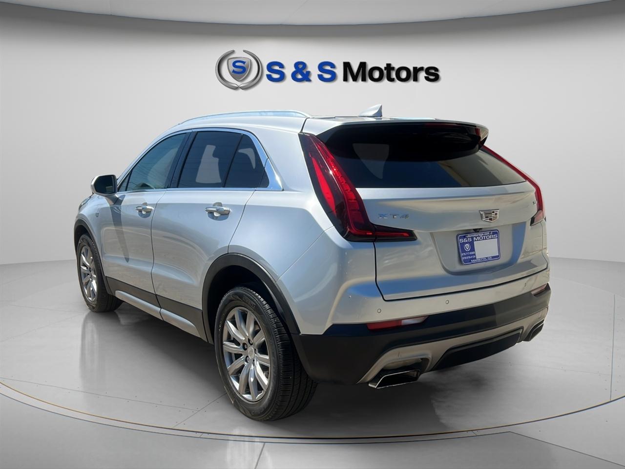 Cadillac XT4 FWD 4dr Premium Luxury 2020
