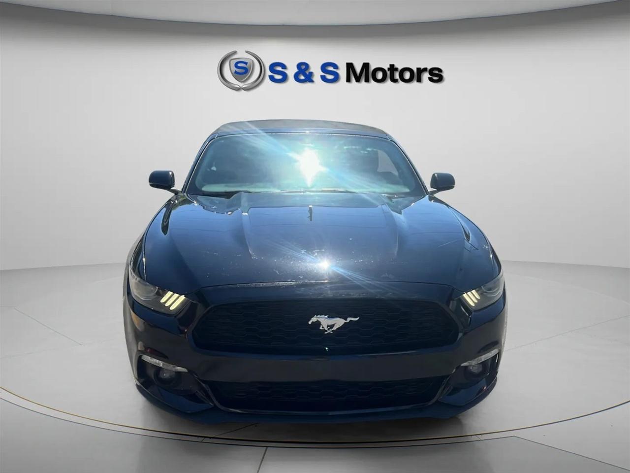 Ford Mustang 2dr Conv EcoBoost Premium 2016