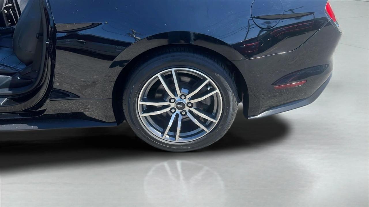 Ford Mustang 2dr Conv EcoBoost Premium 2016