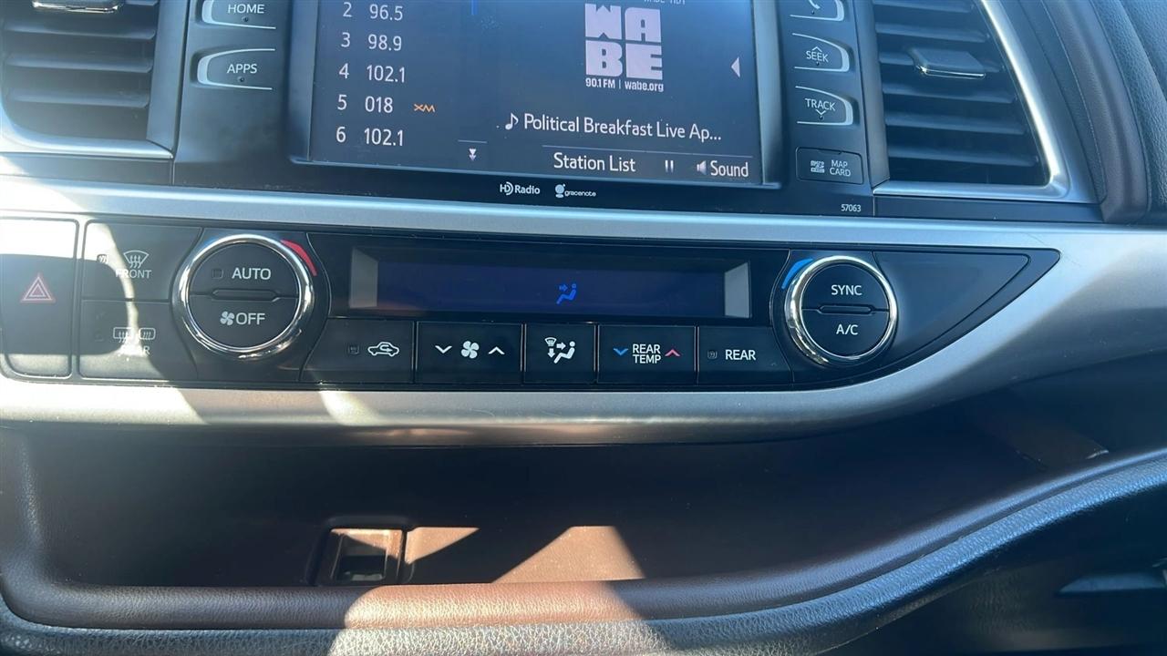 Toyota Highlander AWD 4dr V6 XLE (Natl) 2015