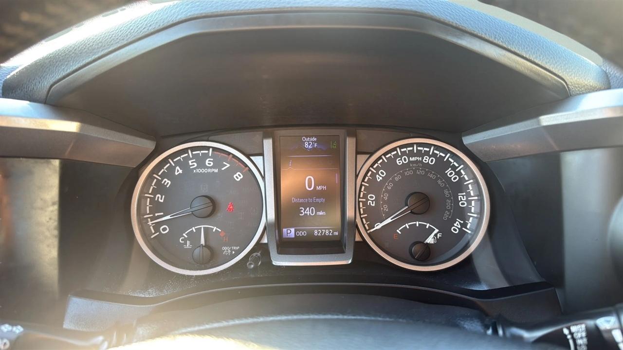 Toyota Tacoma TRD Off Road Double Cab 5' Bed V6 4x2 AT (Natl) 2018