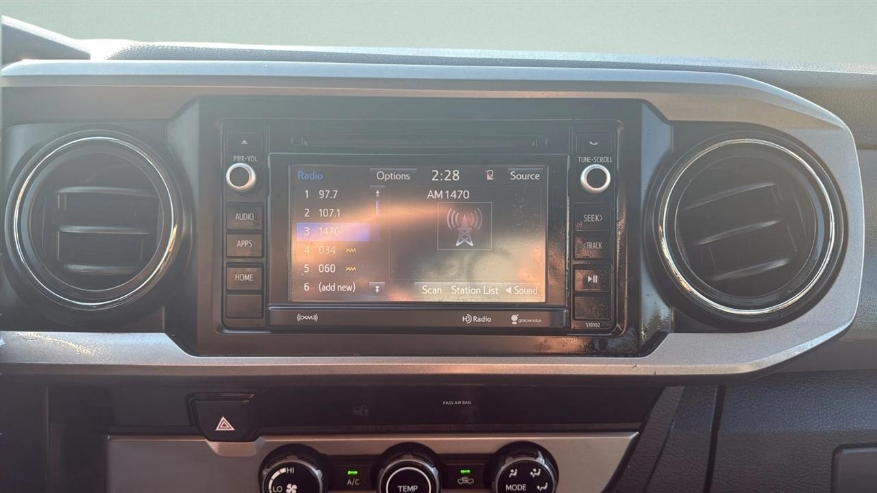 Toyota Tacoma TRD Off Road Double Cab 5' Bed V6 4x2 AT (Natl) 2018