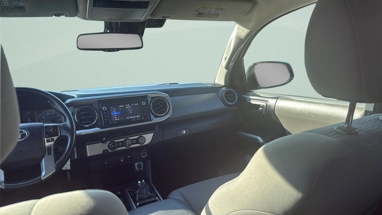 Toyota Tacoma TRD Off Road Double Cab 5' Bed V6 4x2 AT (Natl) 2018