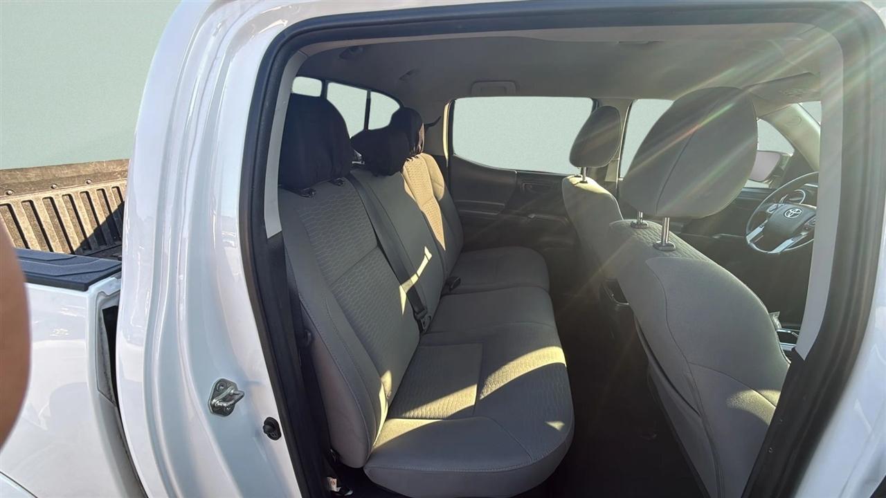 Toyota Tacoma TRD Off Road Double Cab 5' Bed V6 4x2 AT (Natl) 2018