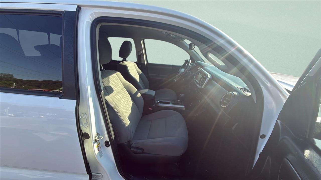 Toyota Tacoma TRD Off Road Double Cab 5' Bed V6 4x2 AT (Natl) 2018